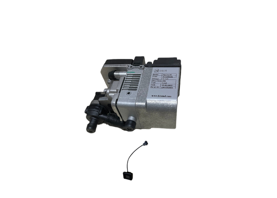 Aparcamiento líquido del agua del motor de Van Auxiliary Water Heater 12v 24v del autobús del vehículo